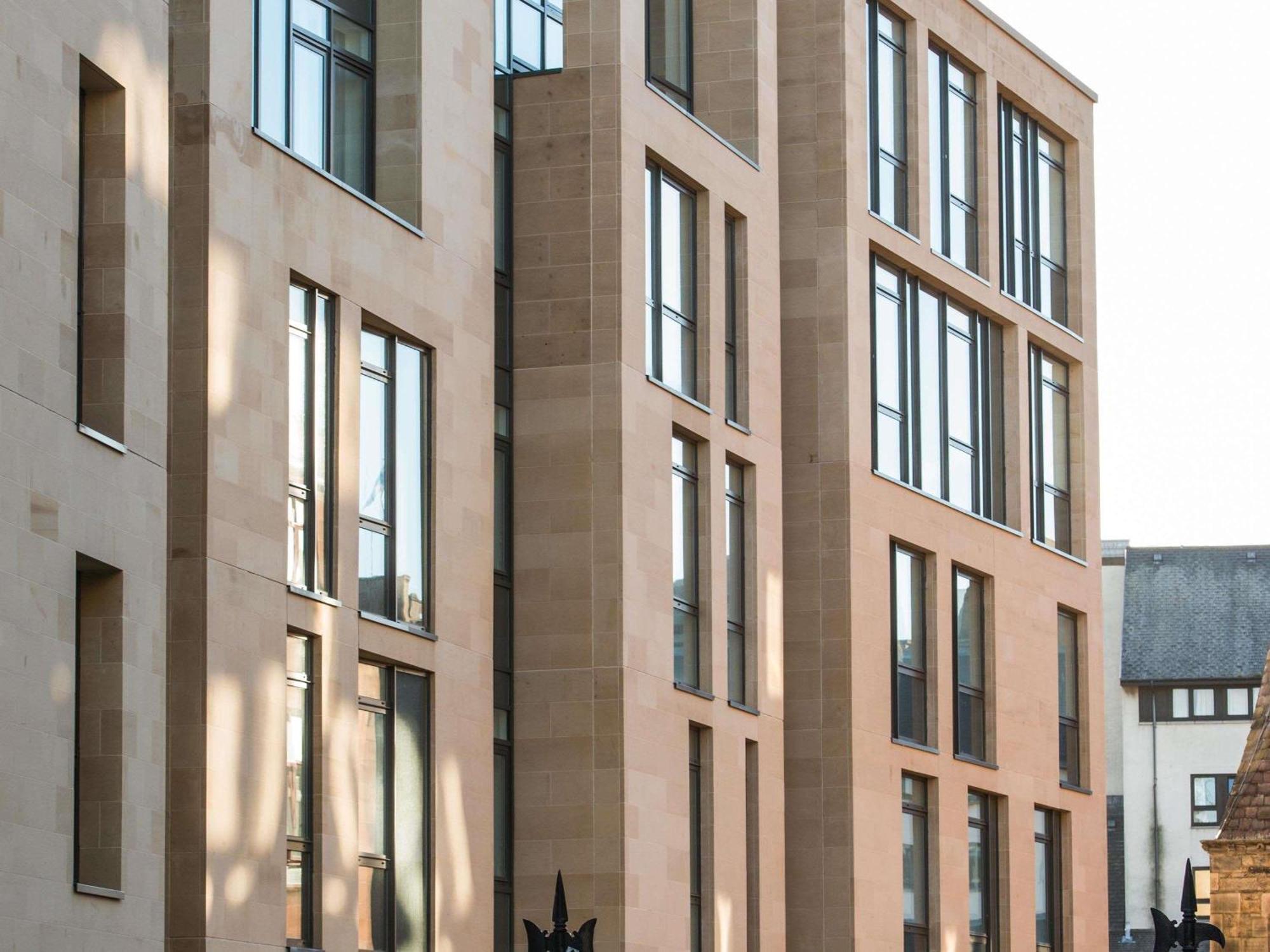 Ibis Edinburgh Centre South Bridge - Royal Mile — Photos 1